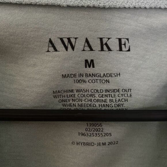 Awake Peace on Earth Cotton T shirt Medium - Picture 4 of 4